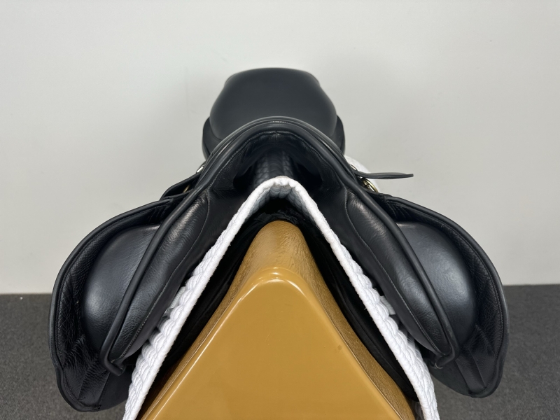 17 inch Albion K2 CC Jump Black Medium Wide - Image 5