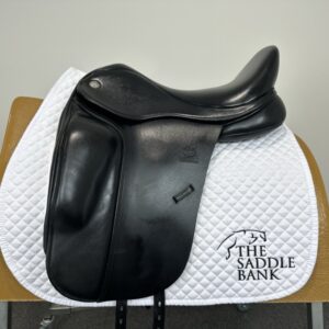 Fairfax Classic Cupped Flap Dressage MDC Saddle – 17" Black