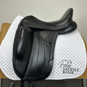 17 inch Kent and Masters Competition Series Monoflap Dressage Black Adjustable