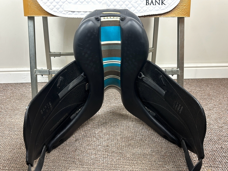 USED SADDLE FOR SELL 