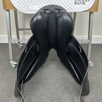 16 inch Equipe Emporio Monoflap Dressage Black Medium - Image 5