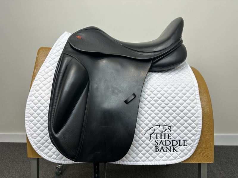 17.5 inch Kent and Masters S-Series Dressage Surface Block MDS Black Adjustable