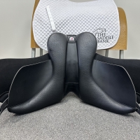 17.5 inch Wintec 500 Wide All Purpose Black Adjustable - Image 4